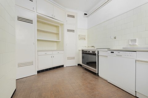 Купить квартиру в Барселона, Испания с 4 спальни, 178м², № 1782 - фото 18