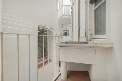 Купить квартиру в Барселона, Испания с 4 спальни, 178м², № 1782 - фото 16
