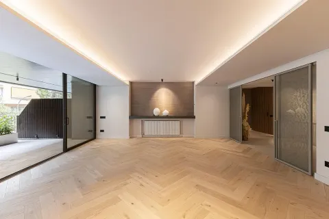 Apartamento de 4 dormitorios en venta en Barcelona, Cataluña, Spain № 1781 - foto 6