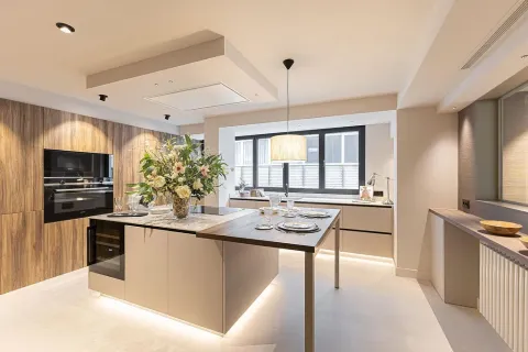 Apartamento de 4 dormitorios en venta en Barcelona, Cataluña, Spain № 1781 - foto 9