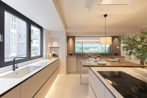 Apartamento de 4 dormitorios en venta en Barcelona, Cataluña, Spain № 1781 - foto 20