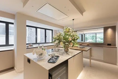Apartamento de 4 dormitorios en venta en Barcelona, Cataluña, Spain № 1781 - foto 17