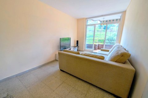 3 bedrooms apartment for sale in Sants-Montjuic, Barcelona, Catalonia, Spain № 2194 - photo 2