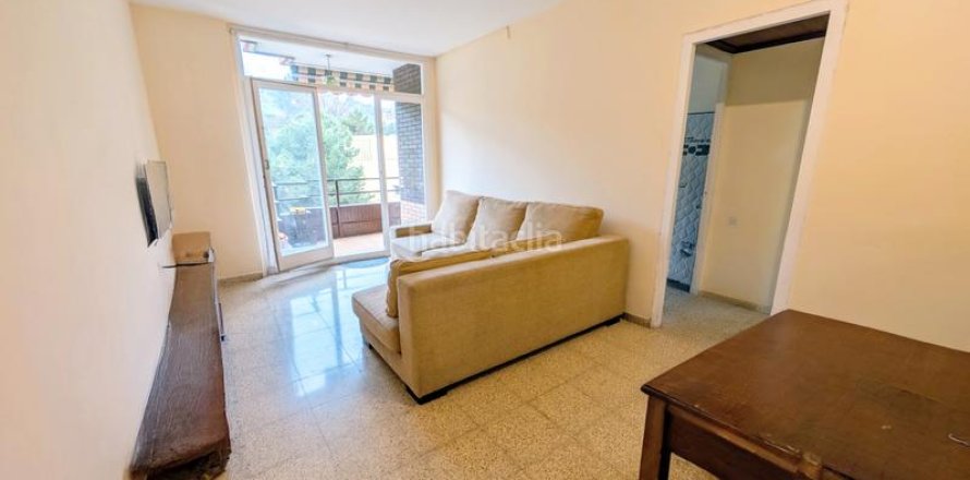 Apartamento de 3 dormitorios en venta en Sants-Montjuïc, Barcelona, Cataluña, Spain № 2196