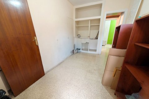 Apartamento de 3 dormitorios en venta en Sants-Montjuïc, Barcelona, Cataluña, Spain № 2191 - foto 10