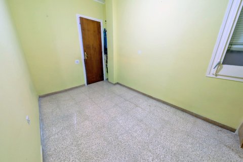 Apartamento de 3 dormitorios en venta en Sants-Montjuïc, Barcelona, Cataluña, Spain № 2197 - foto 12