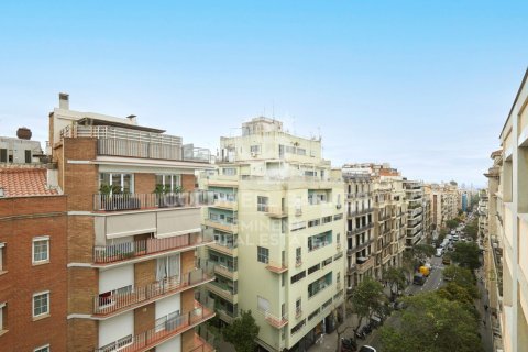 Купить квартиру в Барселона, Испания с 2 спальни, 90м², № 5624 - фото 28