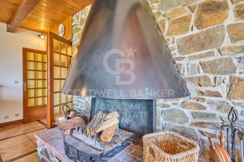 Сasa de 4 dormitorios en venta en Cataluña, Spain № 5626 - foto 7