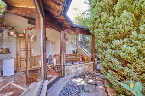 Сasa de 4 dormitorios en venta en Cataluña, Spain № 5626 - foto 19