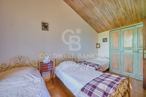 Сasa de 4 dormitorios en venta en Cataluña, Spain № 5626 - foto 27