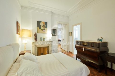 Apartamento de 2 dormitorios en venta en Barcelona, Cataluña, Spain № 5625 - foto 20