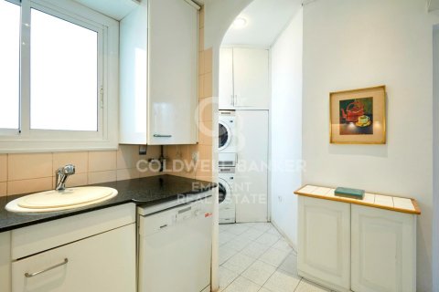 Apartamento de 2 dormitorios en venta en Barcelona, Cataluña, Spain № 5625 - foto 14