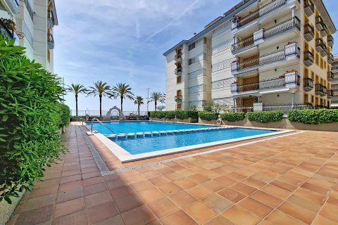 Купить квартиру в Калафелл, Испания с 4 комнаты, 126м², № 7643 - фото 4