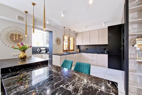Купить квартиру в Калафелл, Испания с 4 комнаты, 126м², № 7643 - фото 3