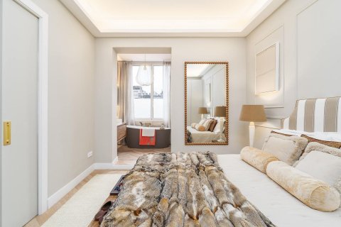 3 bedrooms apartment for sale in Barcelona, Catalonia, Spain № 8130 - photo 18