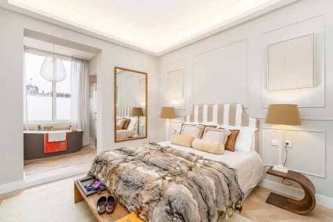 3 bedrooms apartment for sale in Barcelona, Catalonia, Spain № 8130 - photo 17