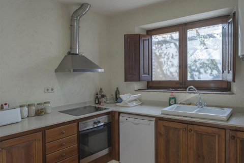 Сasa de 12 dormitorios en venta en Cataluña, Spain № 8129 - foto 20