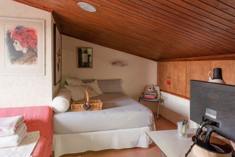 Сasa de 12 dormitorios en venta en Cataluña, Spain № 8129 - foto 14