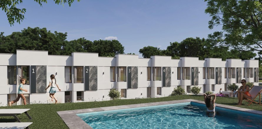 Dúplex de 4 dormitorios en venta en S'Agaró, Gerona, Cataluña, Spain № 8128