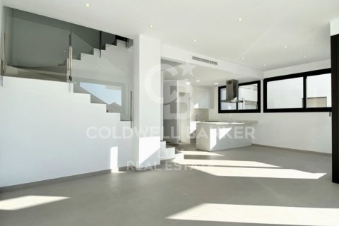 4 bedrooms house for sale in Empuriabrava, Girona, Catalonia, Spain № 5966 - photo 3