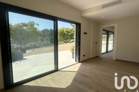 Купить дом в Сан-Эстеве-Сесровирес, Испания с 4 спальни, 237.34м², № 4846 - фото 11