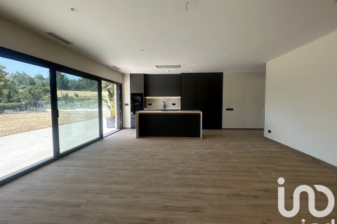 Купить дом в Сан-Эстеве-Сесровирес, Испания с 4 спальни, 237.34м², № 4846 - фото 8