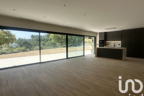 Купить дом в Сан-Эстеве-Сесровирес, Испания с 4 спальни, 237.34м², № 4846 - фото 21