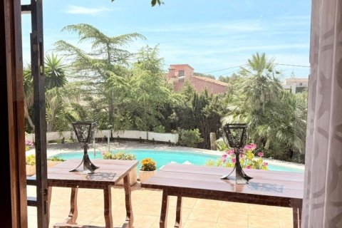Сasa de 7 dormitorios en venta en Calafell, Tarragona, Cataluña, Spain № 4842 - foto 12