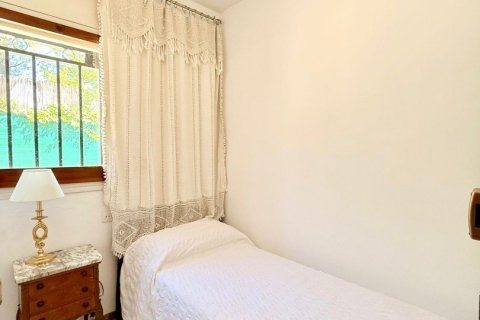 Сasa de 7 dormitorios en venta en Calafell, Tarragona, Cataluña, Spain № 4842 - foto 17