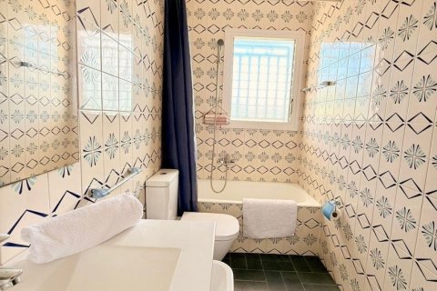 Сasa de 7 dormitorios en venta en Calafell, Tarragona, Cataluña, Spain № 4842 - foto 20