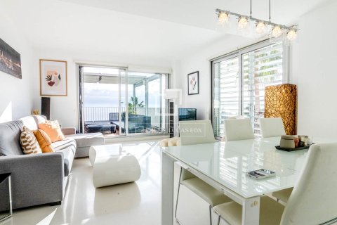 Apartamento de 3 dormitorios en venta en Sitges, Barcelona, Cataluña, Spain № 3948 - foto 13