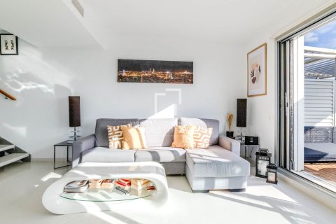 Apartamento de 3 dormitorios en venta en Sitges, Barcelona, Cataluña, Spain № 3948 - foto 14