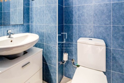 Apartamento de 3 dormitorios en venta en Sitges, Barcelona, Cataluña, Spain № 3948 - foto 6