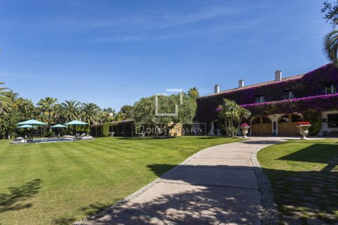 Villa de 8 dormitorios en venta en Sitges, Barcelona, Cataluña, Spain № 3943 - foto 17