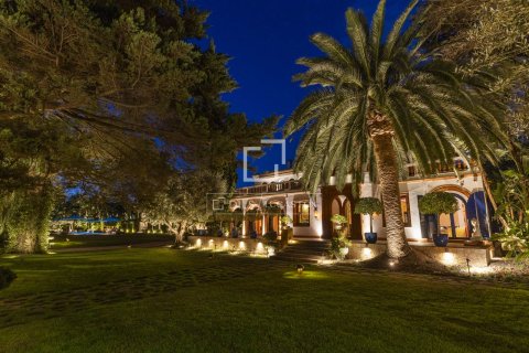 Villa de 8 dormitorios en venta en Sitges, Barcelona, Cataluña, Spain № 3943 - foto 14