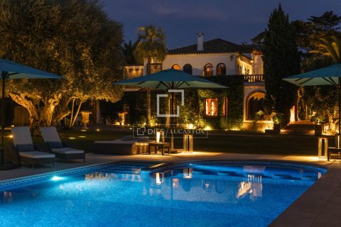 Villa de 8 dormitorios en venta en Sitges, Barcelona, Cataluña, Spain № 3943 - foto 2