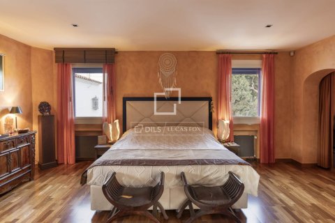 Villa de 8 dormitorios en venta en Sitges, Barcelona, Cataluña, Spain № 3943 - foto 10