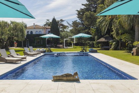 Villa de 8 dormitorios en venta en Sitges, Barcelona, Cataluña, Spain № 3943