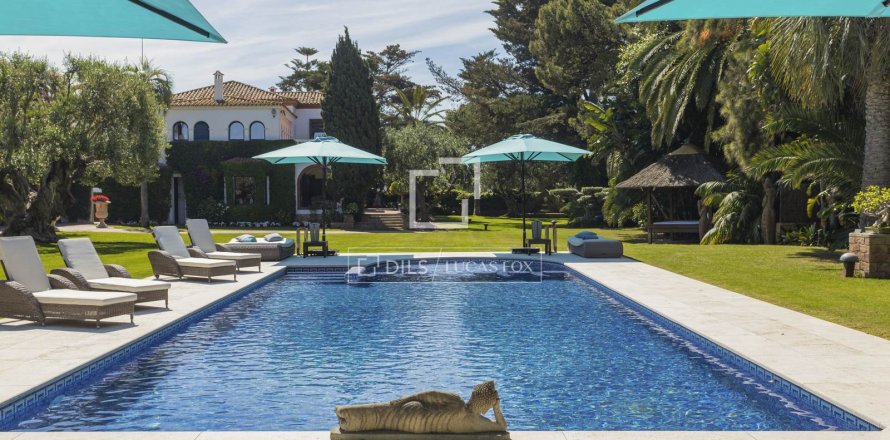 Villa de 8 dormitorios en venta en Sitges, Barcelona, Cataluña, Spain № 3943