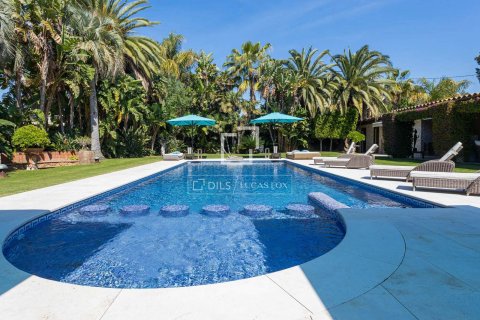 Villa de 8 dormitorios en venta en Sitges, Barcelona, Cataluña, Spain № 3943 - foto 30