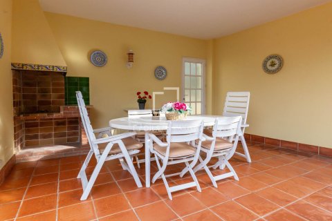 Villa de 6 dormitorios en venta en Sant Just Desvern, Barcelona, Cataluña, Spain № 3942 - foto 4