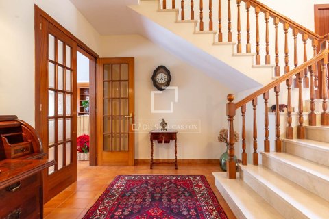 Villa de 6 dormitorios en venta en Sant Just Desvern, Barcelona, Cataluña, Spain № 3942 - foto 8
