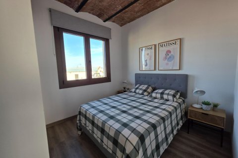 Apartamento de 1 dormitorio en venta en Barcelona, Cataluña, Spain № 6184 - foto 16