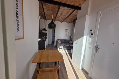 Apartamento de 1 dormitorio en venta en Barcelona, Cataluña, Spain № 6184 - foto 9
