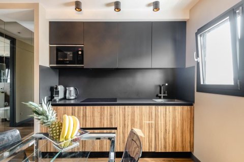 Apartamento de 2 dormitorios en venta en Barcelona, Cataluña, Spain № 6188 - foto 16