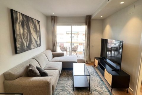 Apartamento de 3 dormitorios en venta en Barcelona, Cataluña, Spain № 6187