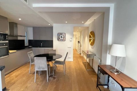 3 bedrooms apartment for sale in Barcelona, Catalonia, Spain № 6187 - photo 7