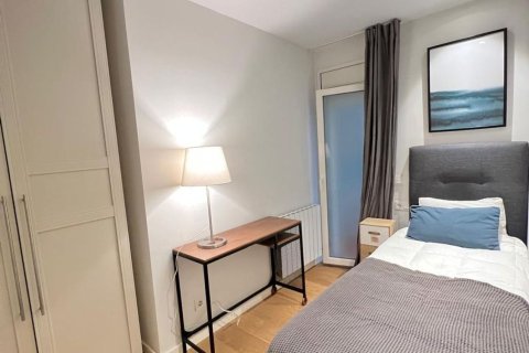 3 bedrooms apartment for sale in Barcelona, Catalonia, Spain № 6187 - photo 15