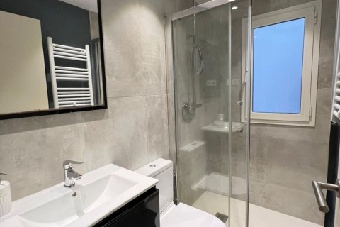 3 bedrooms apartment for sale in Barcelona, Catalonia, Spain № 6187 - photo 16