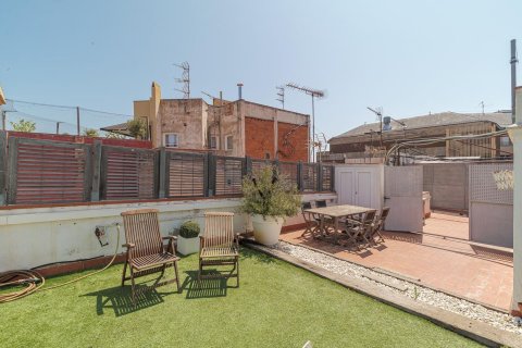 Купить квартиру в Барселона, Испания с 3 комнаты, 69м², № 6189 - фото 28